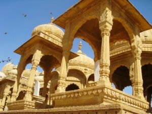Les cénotaphes des chevaliers Rajput