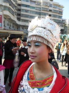 Jeune femme Miao