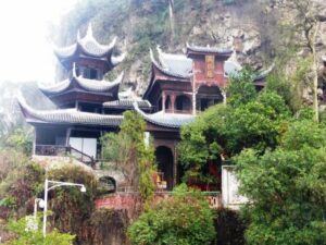 Zhenyuan, entrée de Qinglong dong, la grotte du dragon