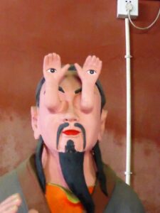 Un peu plus que le doigt dans l'oeil