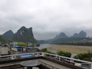 Vue sur la rivière Li, du toit de l'hotel